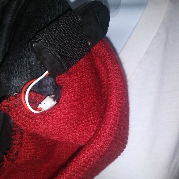 NWT- LED Razorback beanie - Picture 3 of 3